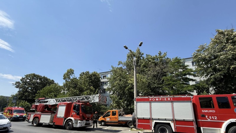 Momente de panică într-un bloc din Sectorul 3 90 de oameni au fost evacuați de urgență în miez de noapte din cauza unor scurgeri de gaze