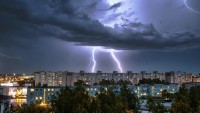 ANM a emis cod galben de furtuni severe și grindină mare în 23 de județe