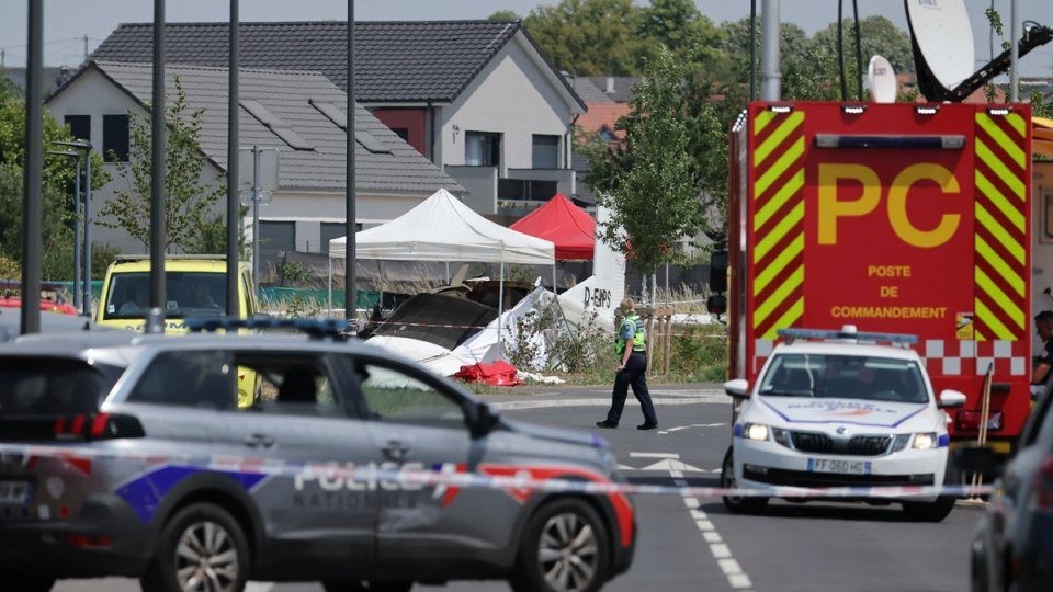 Tragedie aviatică în Franța 11 morți după ce un avion plin cu instructori și asistente medicale s-a prăbușit sub ochii rudelor