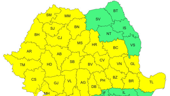 Vin furtuni puternice. Grindină mare și fenomene meteo extreme
