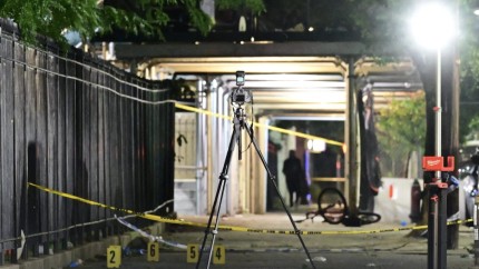 Atac armat sângeros în New York Opt persoane printre care și patru copii au fost împușcate în Coney Island