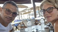 Soția pasagerului aspirat prin hubloul spart al avionului a făcut anunțul din păcate
