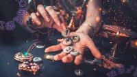 Horoscop rune 16 august 2026 Mesajul pietrelor sacre pentru fiecare zodie Ce nativi primesc ocrotire divină și noroc la bani