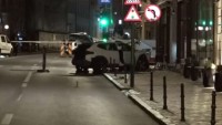 Accident teribil în centrul Brașovului Un Duster a spulberat 3 turiști pe trotuar Doi bărbați au murit iar șoferul este în stare gravă
