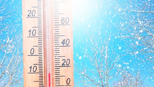 Scad temperaturile cu 10 chiar 20 de grade. Vine frigul cel mare vortexul polar intră în România