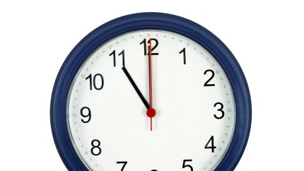 Ce înseamnă cu adevărat când te uiți la ceas la ora 1111 Mesajul spiritual ascuns și de ce ești o persoană specială dacă observi acest fenomen