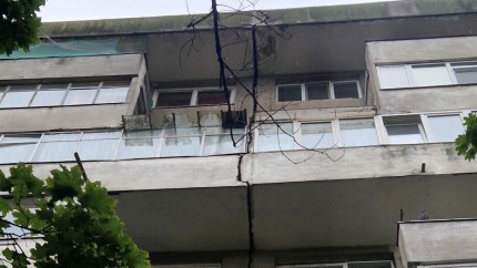 ISU evacuează locatarii unui bloc