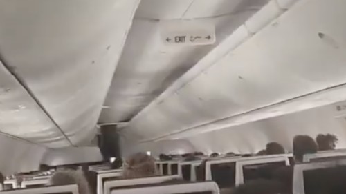 Au apărut filmările din avionul flydubai după atacul din cockpit