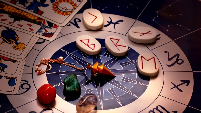 Horoscop rune octombrie 2026