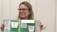 De la vânzări la catedră la 34 de ani Cristina Ciungu