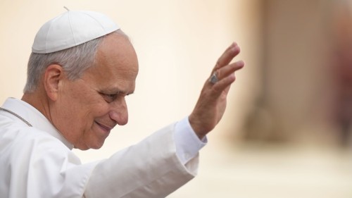 Este vorba de Papa Leon