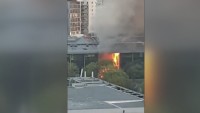 Liceu incendiat la Nantes 400 de școli afectate de proteste